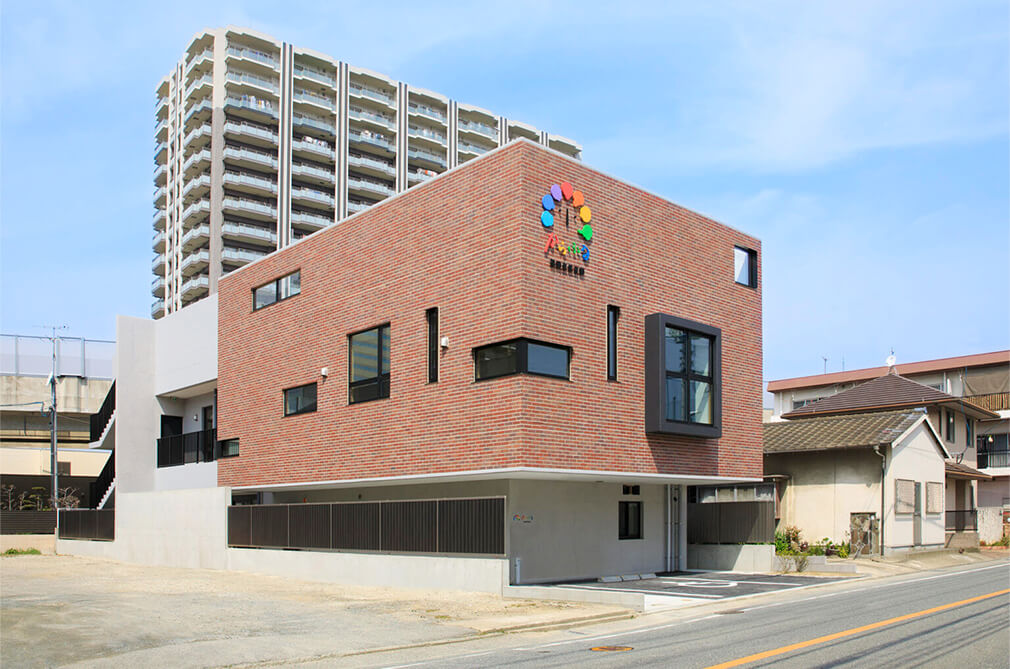 福岡市内で保育園を5園展開